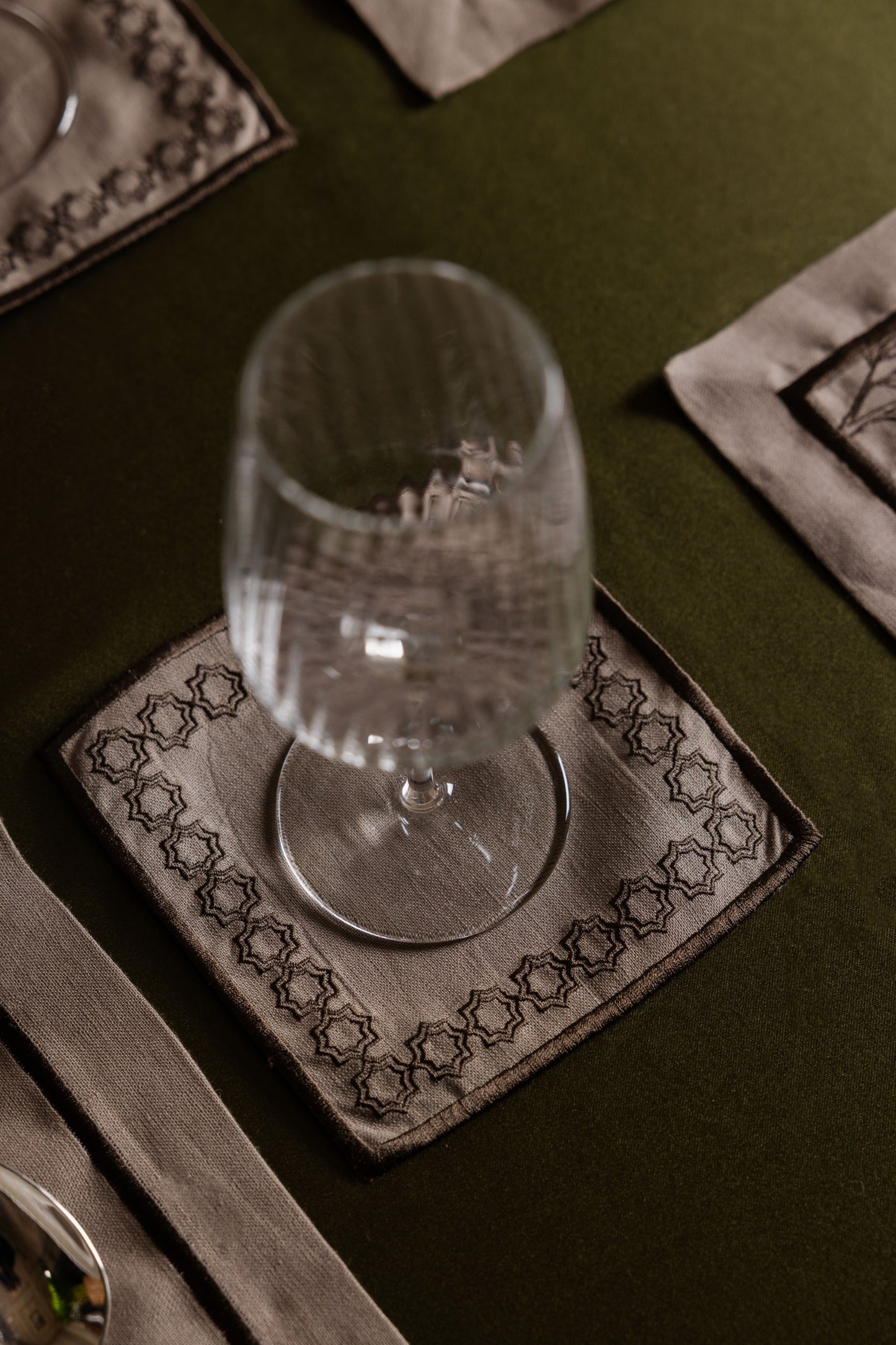 SAKĪNA COASTER (Set of 4)