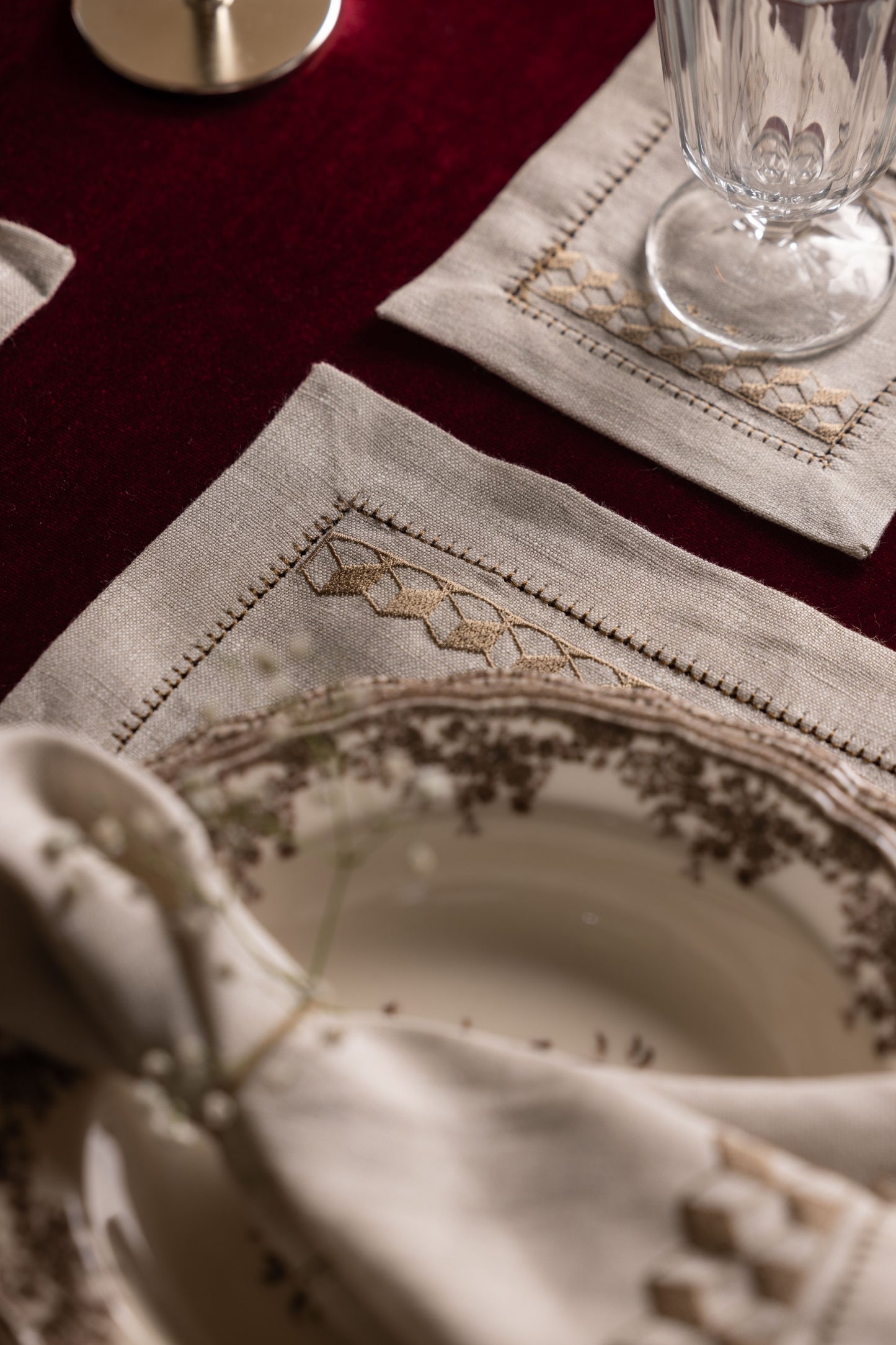 HANĀN COASTER (Set of 4)